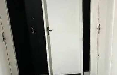 Imagem 3: Vendo troco. 150m² de Área, 3 Vagas na garageme2 Dormitórios