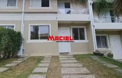 Imagem: A casa em condomínio possui 3 Dormitórios, 3 Banheiros, 2