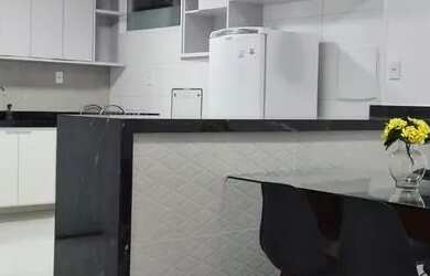 Imagem: O apartamento possui 3 Dormitórios, 2 Banheiros, 2 Vagas na