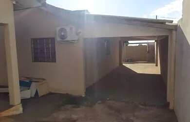 Imagem 16: Casa com 3 quartos, lavanderia coberta, Garagem 2 carros, edicula. Portao...