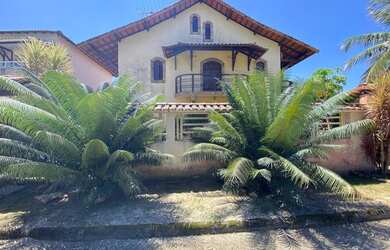 Imagem: A casa em condomínio possui 5 Dormitórios, 5 Banheiros, 3