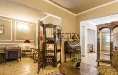 Imagem: A casa possui 5 Dormitórios, 5 Banheiros, 2 Vagas na garagem