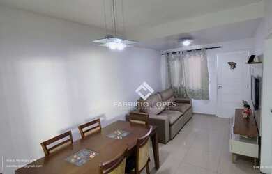 Imagem: A casa em condomínio possui 2 Dormitórios, 3 Banheiros, 2