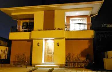 Imagem: O apartamento possui 2 Dormitórios, 2 Banheiros, 2 Vagas na