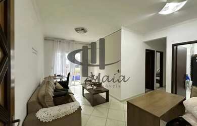 Imagem: O apartamento possui 3 Dormitórios, 1 Banheiro, 1 Vaga na garagem