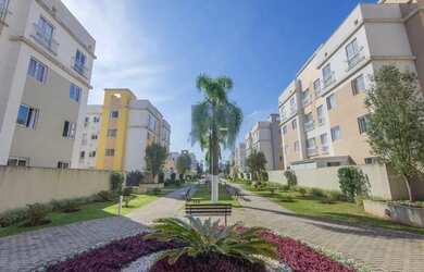 Imagem: O apartamento possui 2 Dormitórios, 1 Banheiro, 1 Vaga na garagem