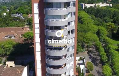 Imagem: O apartamento possui 3 Dormitórios, 5 Banheiros, 2 Vagas na