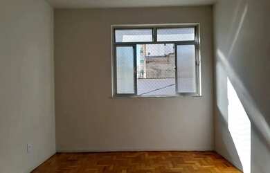 Imagem 7: Apartamento com 3 quartos e suíte para locação