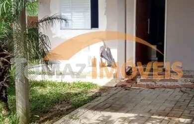 Imagem 3: Casa térrea com 2 quartos, pátio amplo e garagem - Bairro Nova Brasília,...