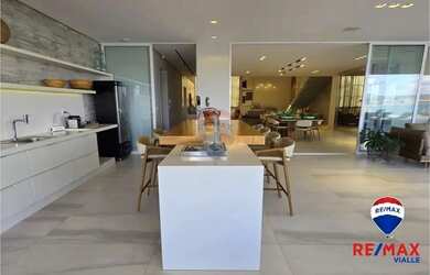 Imagem 7: Luxo e Conforto Casa à Venda em Escarpas do Lago, Capitólio-MG