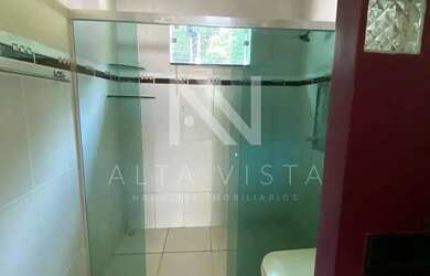 Imagem 12: CASA NO CENTENÁRIO. Piscina, Guarda roupae130m² de Área