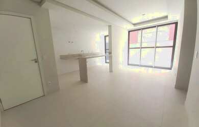 Imagem: O apartamento possui 3 Dormitórios, 2 Banheiros, 2 Vagas na