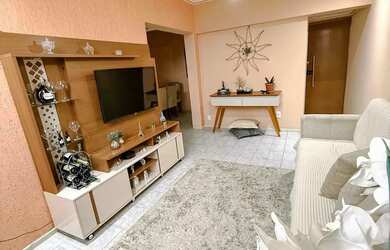 Imagem: O apartamento possui 3 Dormitórios, 2 Banheiros, 2 Vagas na