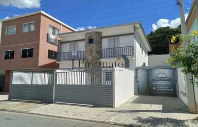 Imagem: A casa possui 5 Dormitórios, 5 Banheiros, 5 Vagas na garagem