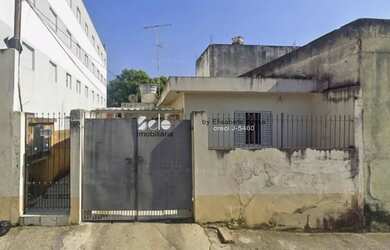 Imagem: A casa possui 4 Dormitórios, 3 Banheiros, 122m² de Área e