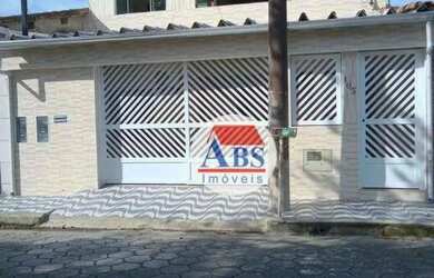 Imagem: A casa possui 3 Dormitórios, 2 Banheiros, 2 Vagas na garagem