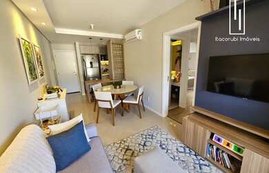 Imagem: O apartamento possui 2 Dormitórios, 2 Banheiros, 2 Vagas na