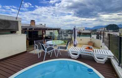 Imagem: O apartamento na cobertura possui 4 Dormitórios, 3 Banheiros