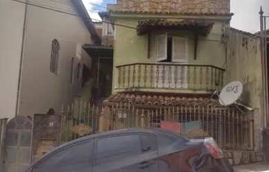 Imagem: A casa possui 2 Dormitórios, 2 Banheiros e 103m² de Área