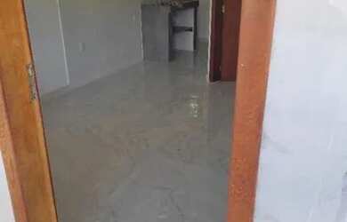 Imagem: A kitnet possui 1 Dormitório, 1 Banheiro, 1 Vaga na garagem