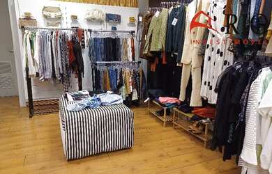 Imagem: O depósito possui 1 Vaga na garagem, 58m² de Área e está