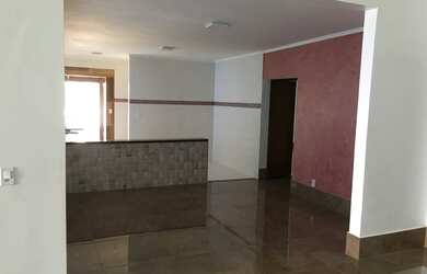 Imagem 4: Aluguel casa de alto padrão em frente o SMT na QSC19