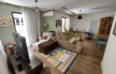 Imagem: O apartamento possui 3 Dormitórios, 1 Banheiro, 2 Vagas na