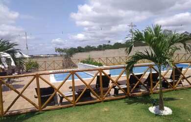 Imagem: A casa em condomínio possui 2 Dormitórios, 1 Banheiro, 2 Vagas