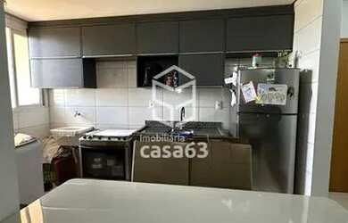 Imagem: O apartamento possui 2 Dormitórios, 1 Banheiro, 1 Vaga na garagem