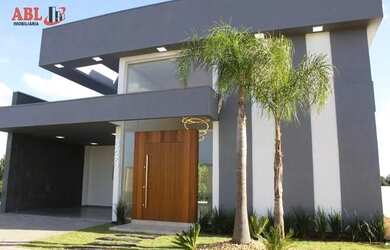 Imagem: A casa possui 3 Dormitórios, 1 Banheiro, 4 Vagas na garagem