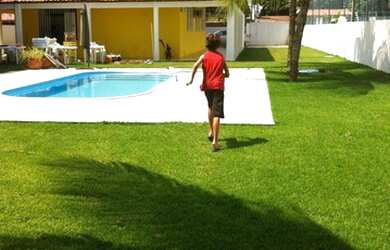 Imagem: A casa possui 3 Dormitórios, 1 Banheiro, 4 Vagas na garagem