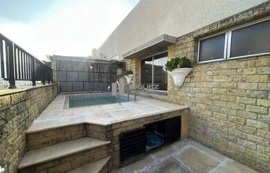 Imagem: O apartamento na cobertura possui 3 Dormitórios, 4 Banheiros