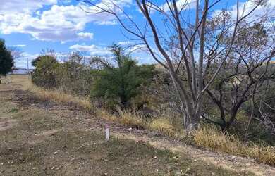 Imagem: O terreno possui 1.100m² de Área e está localizado em Jaboticatubas