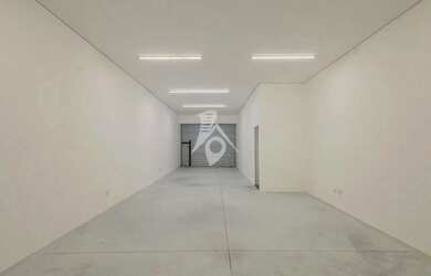 Imagem: O depósito possui 185m² de Área e Imóvel novo e está localizado