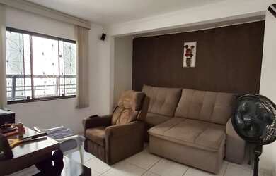 Imagem: A casa possui 3 Dormitórios, 4 Banheiros, 4 Vagas na garagem