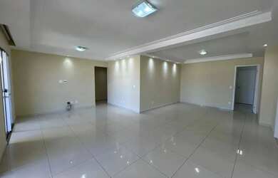 Imagem: O apartamento possui 4 Dormitórios, 5 Banheiros, 3 Vagas na