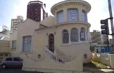 Imagem: O depósito possui 1 Vaga na garagem, 350m² de Área e está