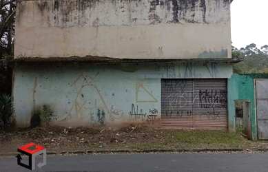 Imagem: O terreno possui 840m² de Área e está localizado em Batistini