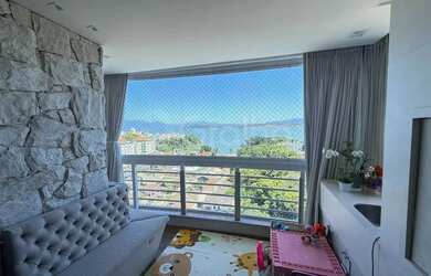 Imagem: O apartamento possui 3 Dormitórios, 2 Banheiros, 2 Vagas na