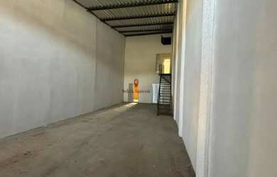 Imagem 4: Galpão / Barracão para Venda em Rio Claro, Vila Saibreiro, 2 banheiros