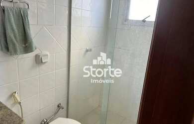 Imagem 7: Apartamento com armários à 300m da UFU de 2/4 e suíte, 57m² por R$...