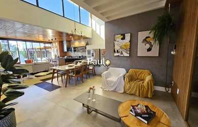 Imagem: A casa em condomínio possui 3 Dormitórios, 2 Banheiros, 4