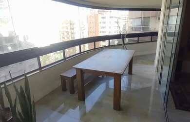 Imagem 8: Imóvel para venda possui 210 metros quadrados com 4 quartos em Praia...