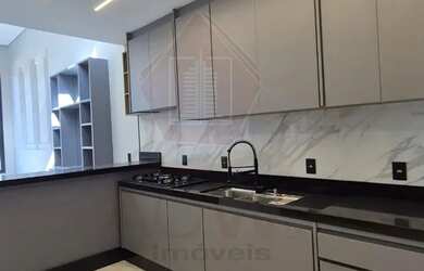 Imagem 3: Casa em Condomínio em Cabreúva-SP, Bairro Pinhal 2 Quartos. Sendo 1...