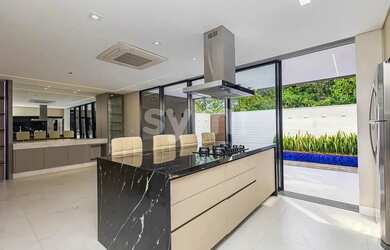 Imagem 11: Deslumbrante casa em condomínio no Santa Cândida