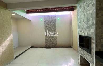 Imagem 1: Casa disponível para venda no bairro Novo Mundo em Uberlândia MG