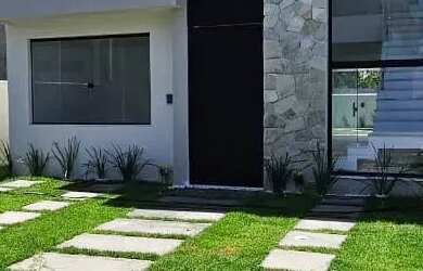 Imagem: A casa em condomínio possui 4 Dormitórios, 5 Banheiros, 2