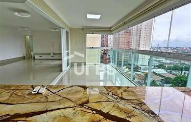 Imagem: O apartamento possui 4 Dormitórios, 5 Banheiros, 3 Vagas na