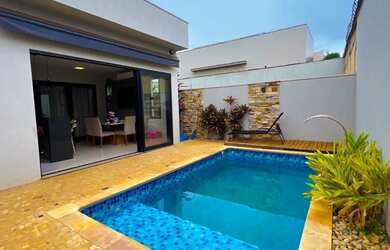 Imagem: A casa em condomínio possui 3 Dormitórios, 5 Banheiros, 4