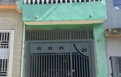 Imagem: A casa possui 2 Dormitórios, 2 Banheiros, 1 Vaga na garagem